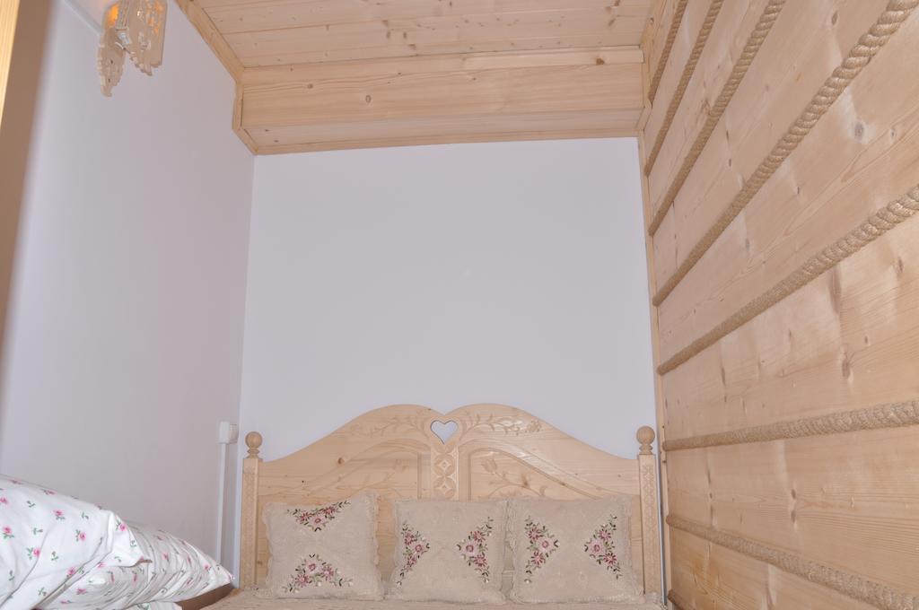 Msc Apartments Cicha Woda Кошелско Стая снимка